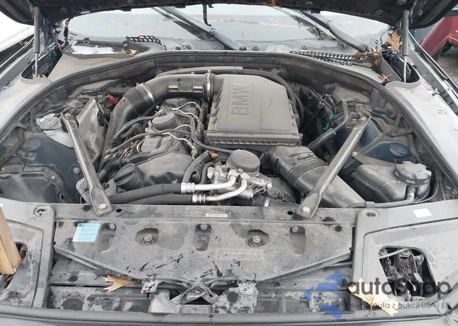 WBAFR7C56BC601587: 44124475