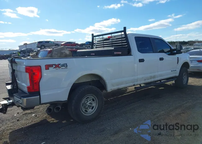 1FT7W2BT3KEG70180: 44125530