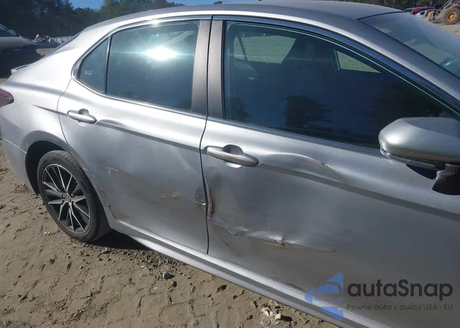 4T1G11AK9RU903699: 44125558