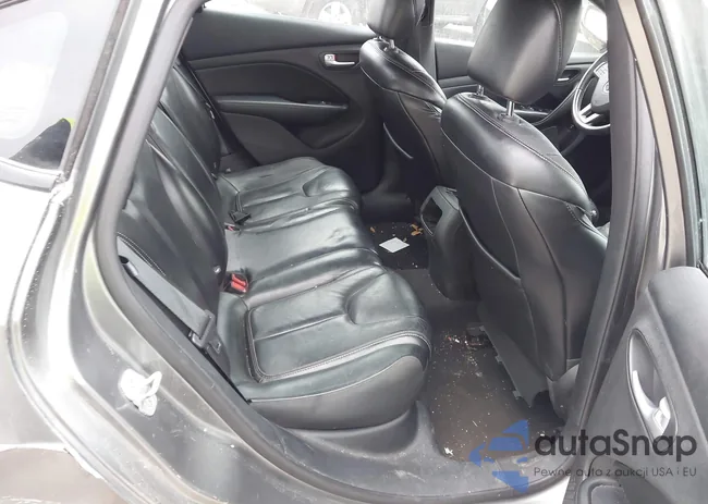 1C3CDFCH3DD285396: 44125572