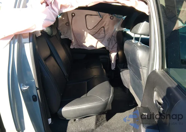 3TMCZ5AN5NM489476: 44125581