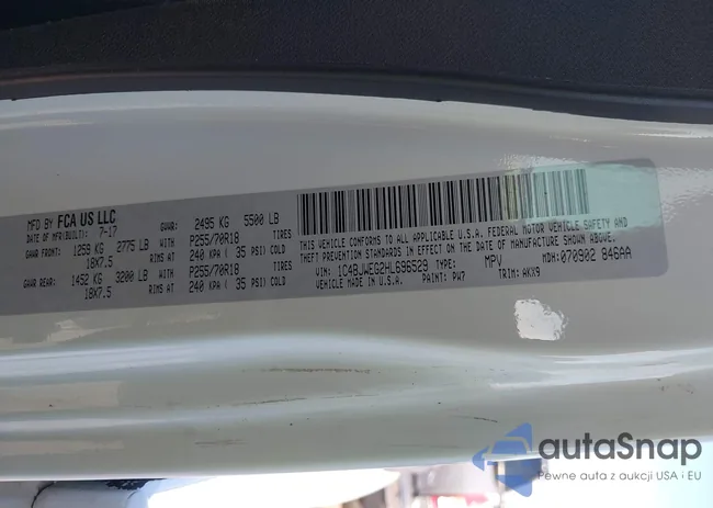 1C4BJWEG2HL696529: 44125610