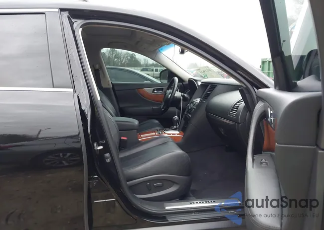 JN8CS1MW7FM481771: 44125619