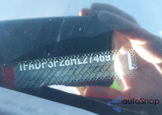 1FADP3F28HL274697: 44125695