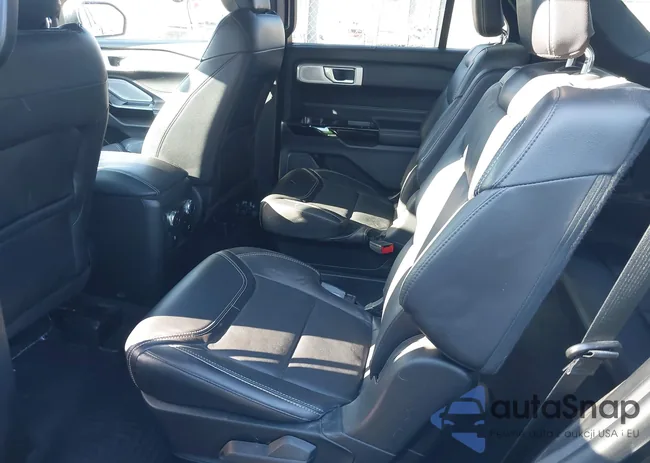 1FM5K8GC4NGA82467: 44125747