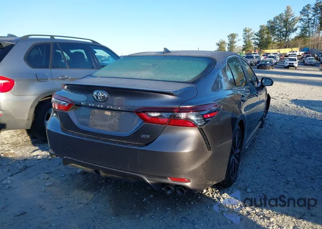 4T1G11AKXMU440156: 44125755