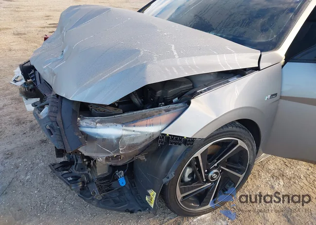 KMHLR4AF2PU514170: 44125760