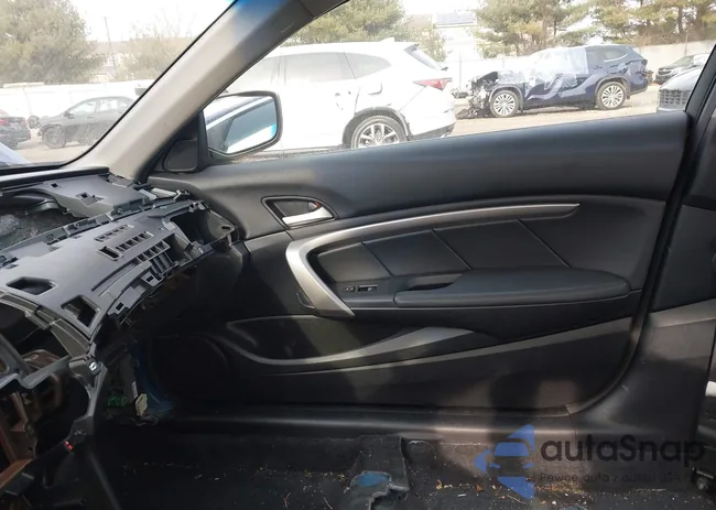 1HGCS1B89AA009566: 44125789