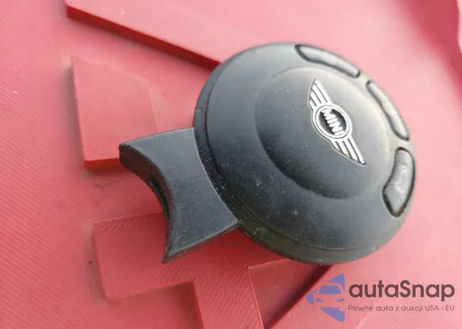 WMWMF73517TT86529: 44125800