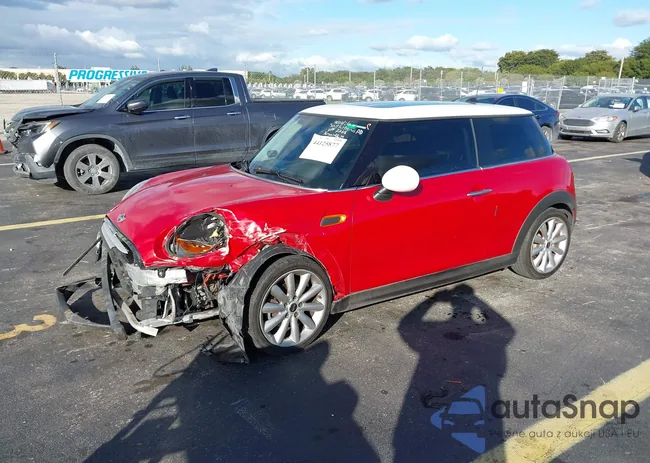 WMWXM5C56F3A57768: 44125877