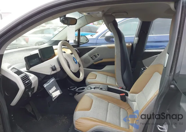 WBY1Z8C39HV895337: 44125907