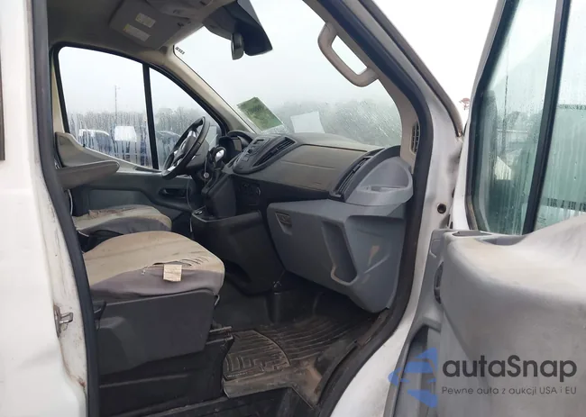 1FTYR1YM3JKB54245: 44125928