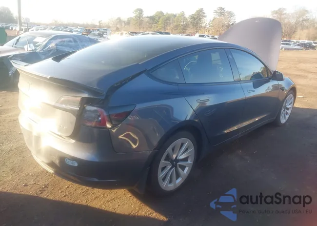 5YJ3E1EB0NF181589: 44125955