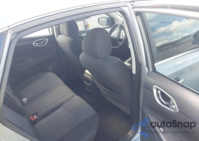 3N1AB7AP8EY305569: 44125985