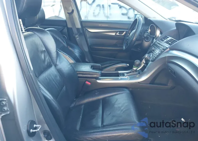 19UUA8F54BA008374: 44125994