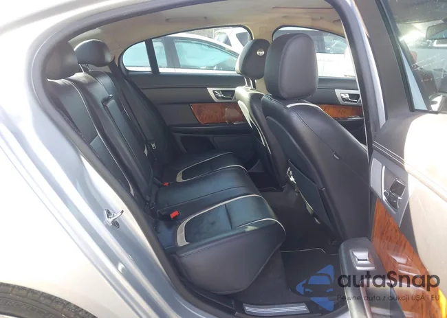 SAJWJ0FF5F8U52816: 44126044