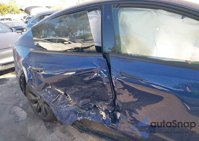 7SAYGDEE7RF152126: 44125180