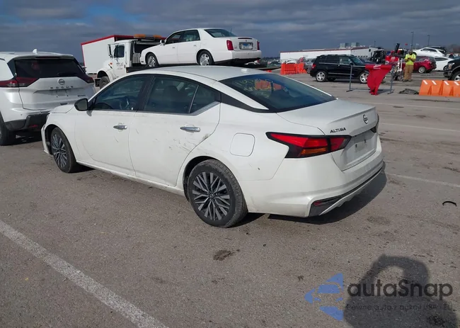 1N4BL4DV9RN417801: 44125248