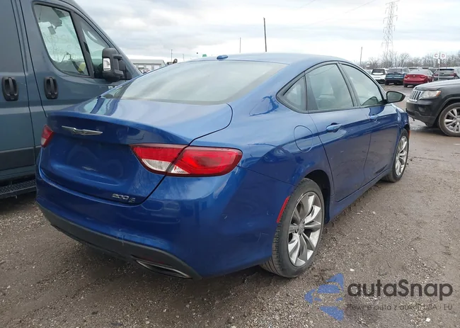 1C3CCCBG0FN518240: 44125280