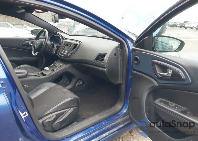 1C3CCCBG0FN518240: 44125280