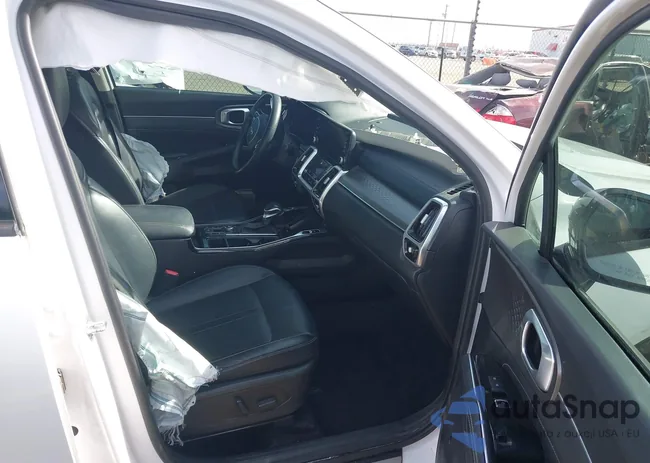 5XYRK4LF6NG111422: 44125299