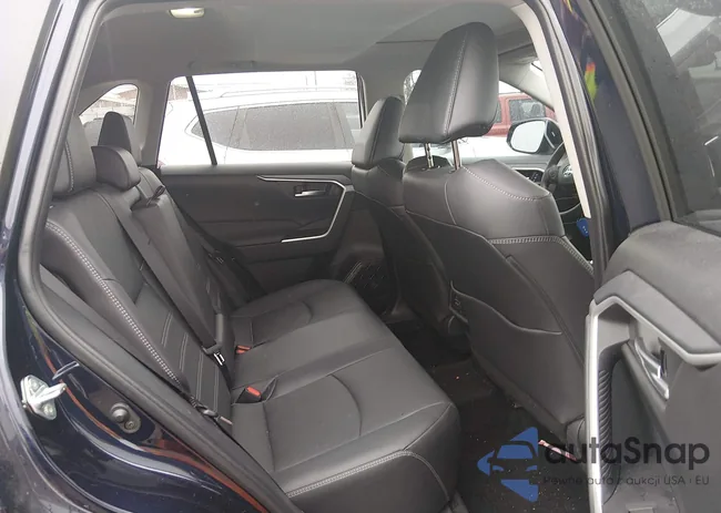 2T3A1RFV1RW483936: 44125313