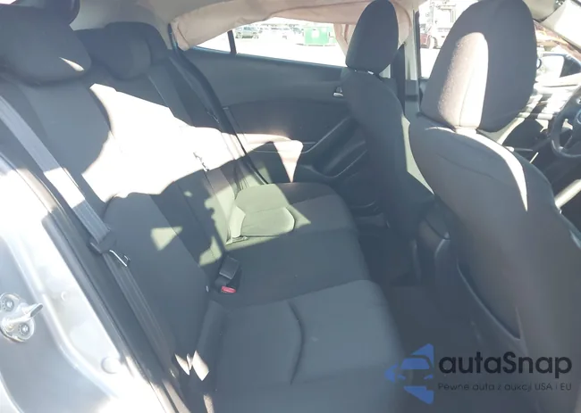 3MZBM1K71FM207450: 44125344