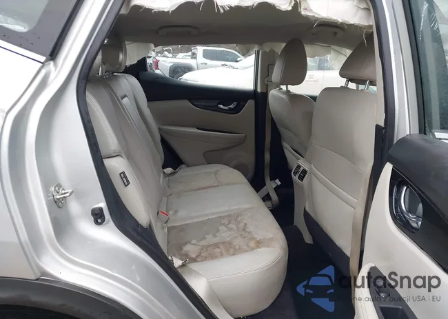 JN1BJ1BV2NW582260: 44125377