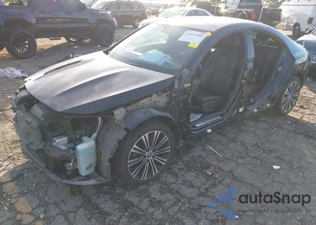 W1K5J4GB4MN157983: 44125380