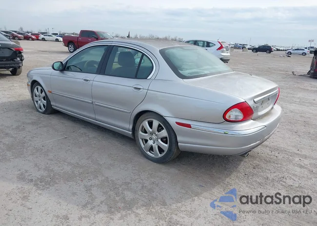 SAJEA51C14WD63763: 44125412