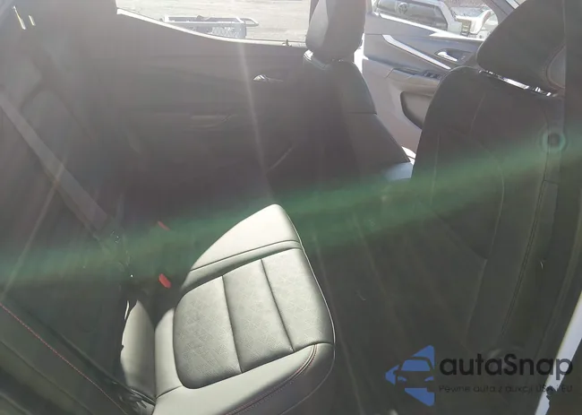 1G1FZ6S01P4118828: 44125476