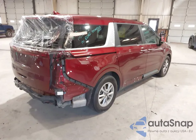 KNDNB4H3XP6210215: 44126491