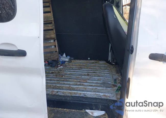 1FTBR2C82PKA11432: 44126499