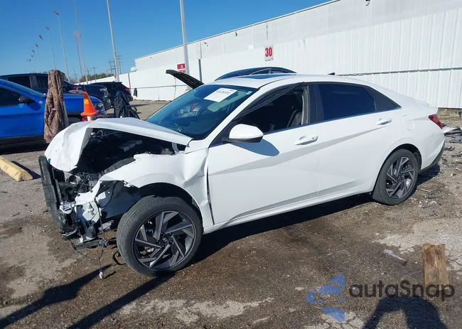 KMHLS4DG4SU912479: 44126531