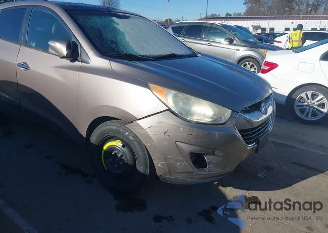 KM8JU3AC6CU435441: 44126566