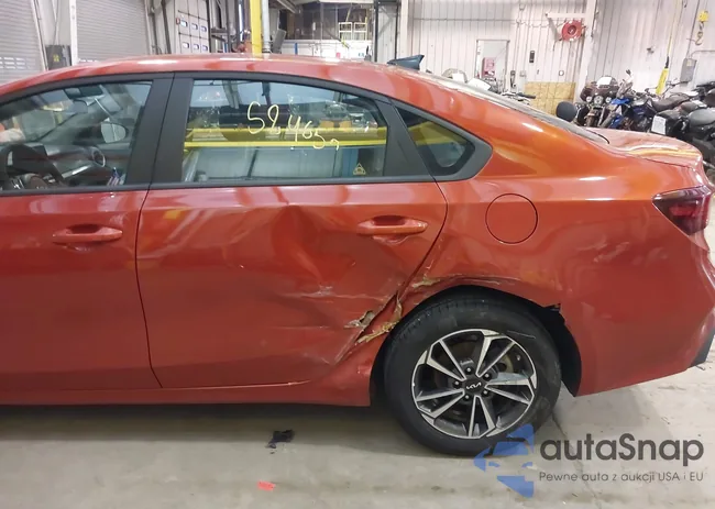 3KPF24AD5PE638808: 44126646