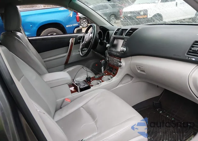 5TDDK3EH8CS101848: 44126710