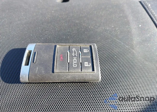 1G6AA5RA9E0102577: 44126728