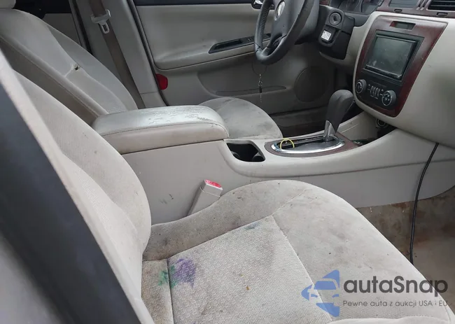 2G1WC583681201309: 44126806