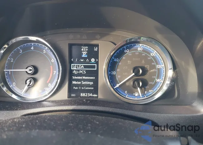 2T1BURHE0JC989751: 44126833