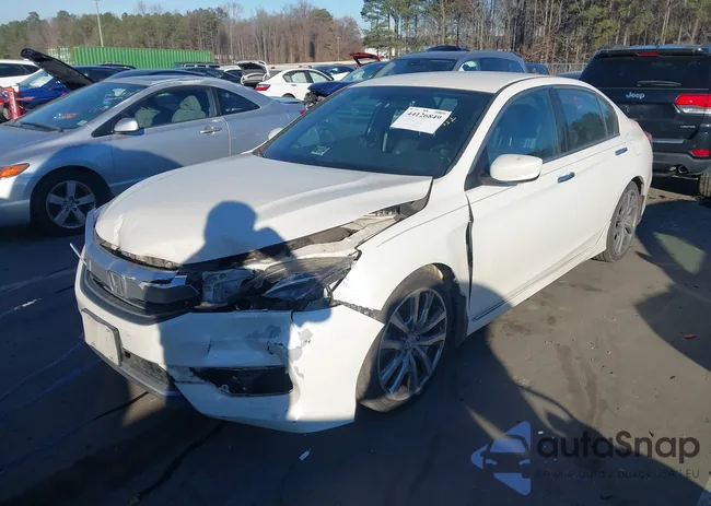 1HGCR2F19HA155572: 44126849