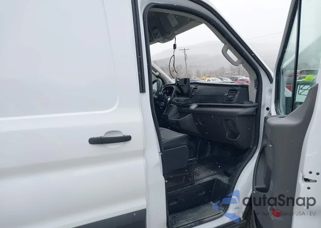 1FTBR1C88TKA10967: 44126856