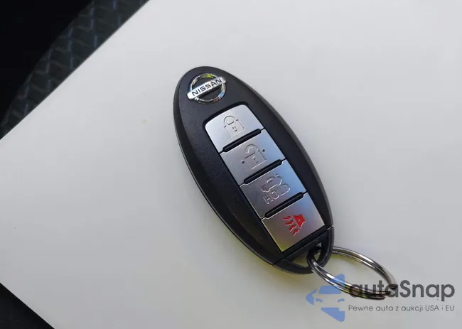 3N1AB7AP3EY332565: 44126875