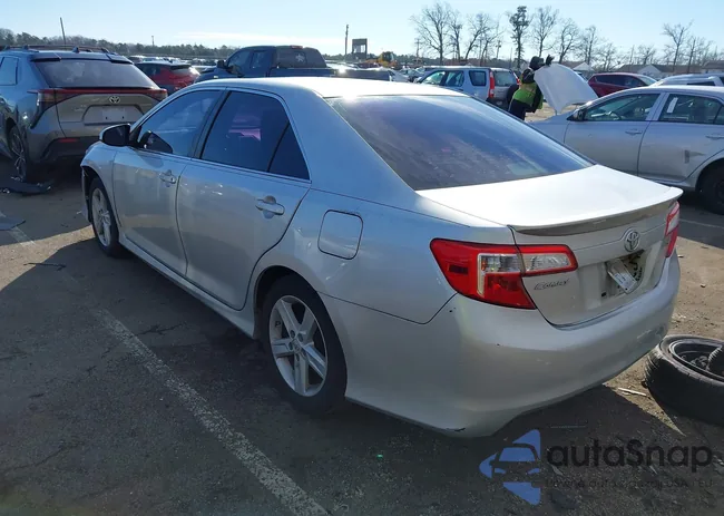 4T1BF1FK8CU129831: 44126879