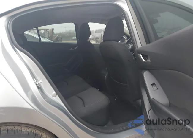 JM1BM1L73E1148818: 44126901