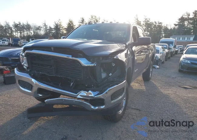 3C6UR5CJ4KG576589: 44126928