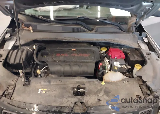 3C4NJDDB5MT519995: 44126957