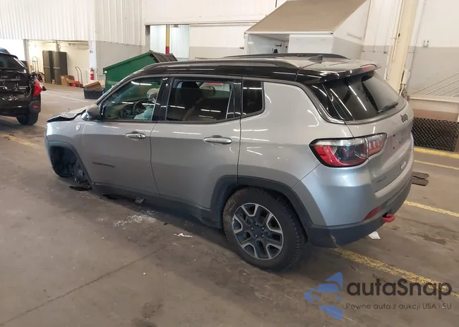 3C4NJDDB5MT519995: 44126957