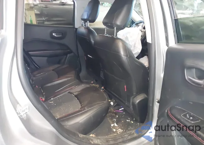 3C4NJDDB5MT519995: 44126957