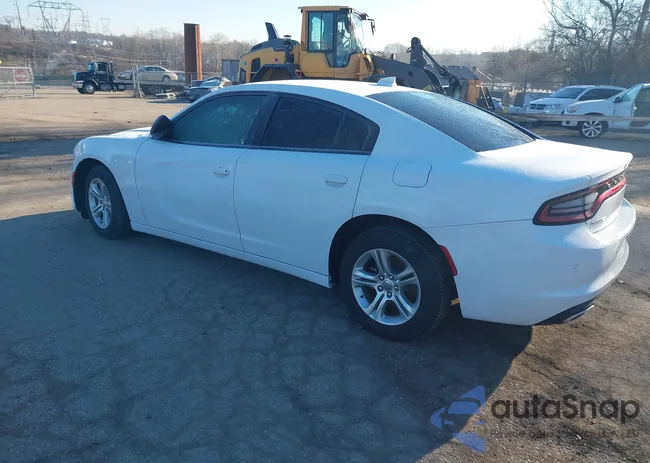 2C3CDXBG9PH563594: 44126997